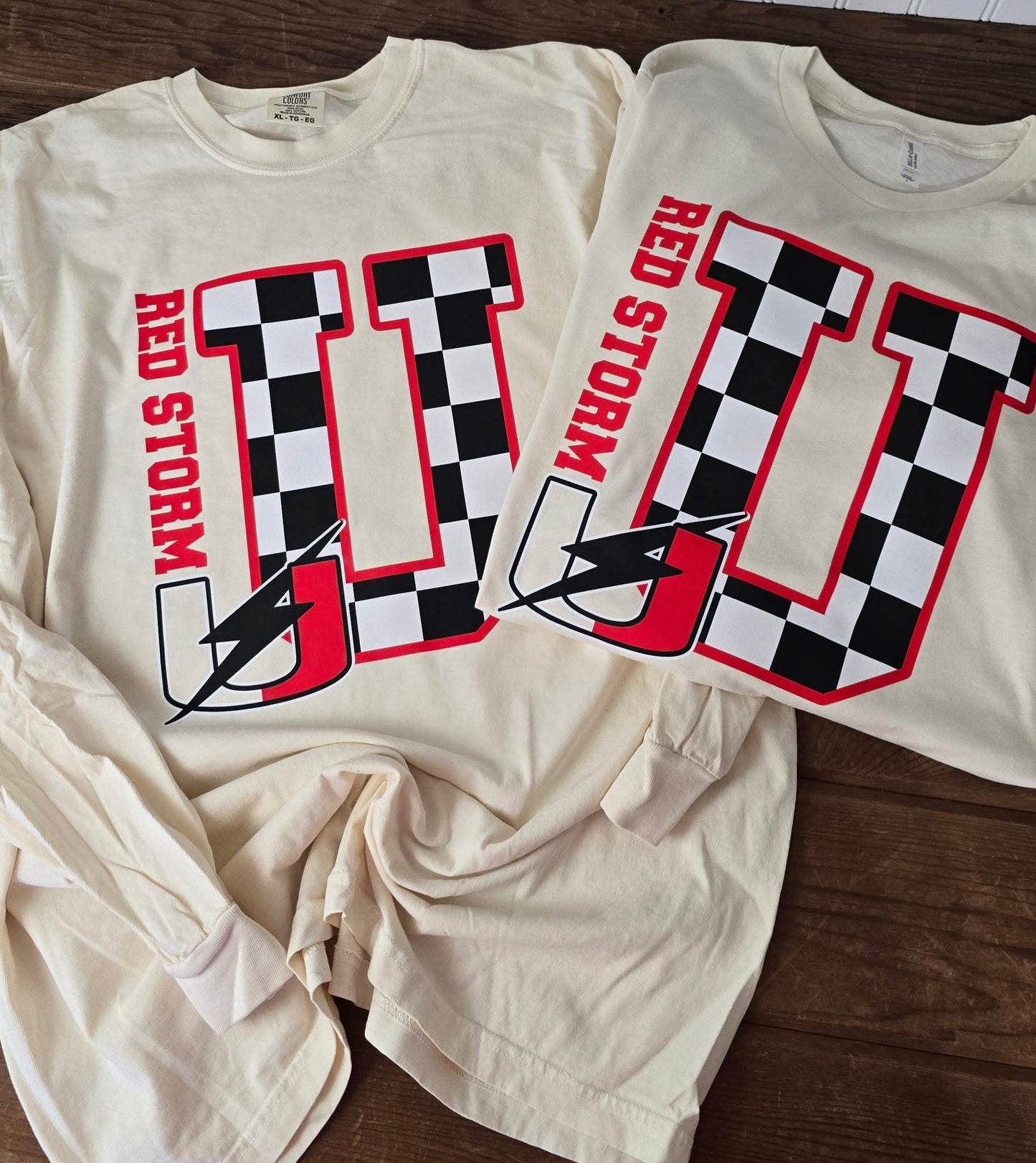 Large Checkered United