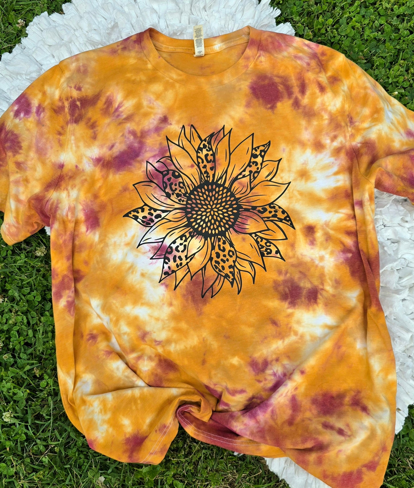 Tie Dye leopard Sunflower