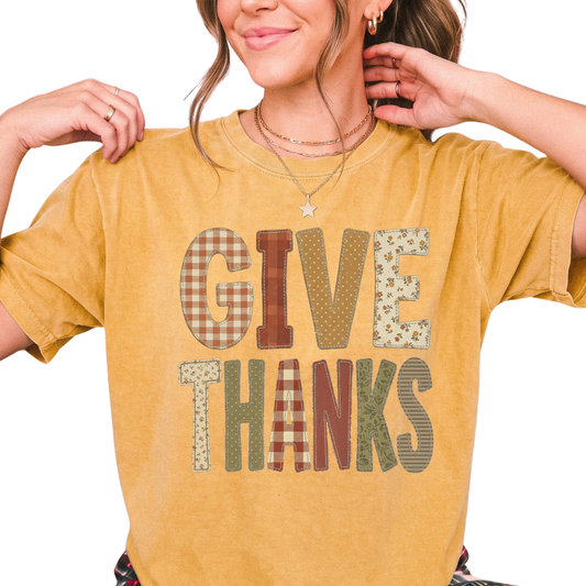 Vintage Patchwork Give Thanks Fall Graphic Tee 🍂🤎